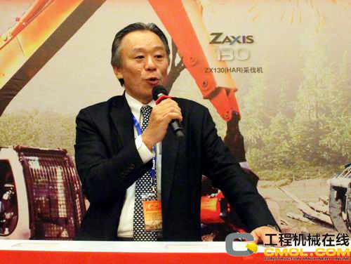 日立建机（上海）总经理平冈明彦先生发表致辞