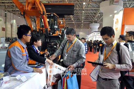 英轩重工:以优质服务赢取市场