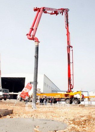 C8系列臂架式泵车