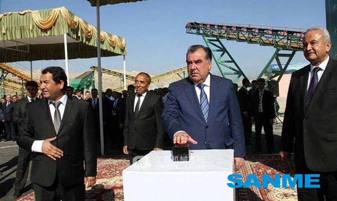 塔吉克斯坦总统亲临山美生产线启动仪式