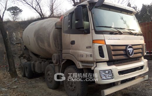 雷萨16方无副梁搅拌车成功问世
