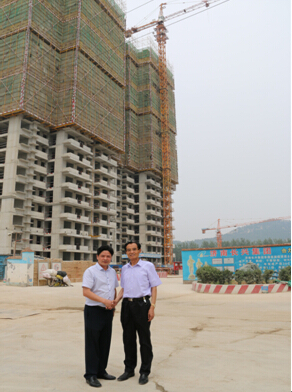 长兴建设集团党委书记刘书记与山东海义董事长王兴义带领大家参观产业园