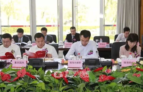 股东代表发言
