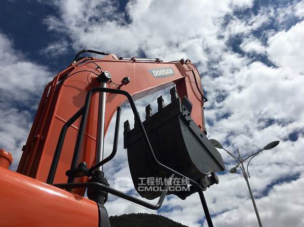 DX220LC-9C