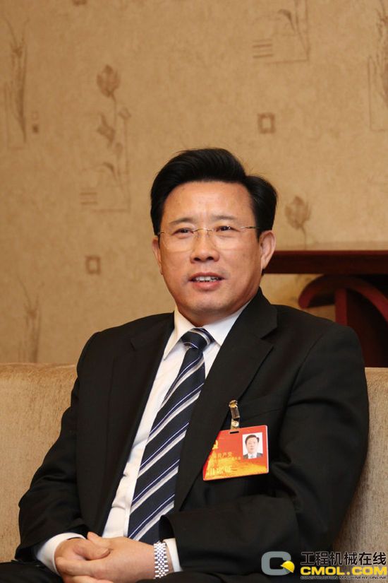 三一董事长梁稳根