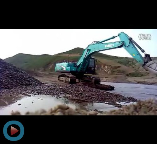 视频: KOBELCO神钢260-8挖掘机