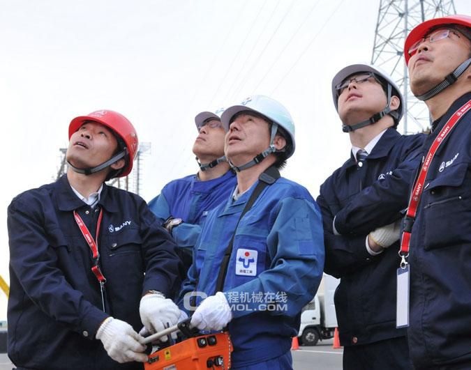 三一工程师对日本东京电力工程师进行泵车操作培训