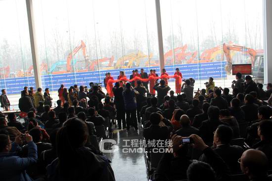 二手设备无底价拍卖会4