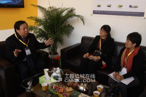 高远圣工总经理陈琦baumaChina2012接受媒体专访