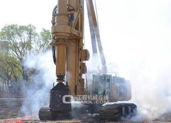中国南车TR400D旋挖钻机