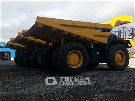 小松HD785-7矿用自卸卡车