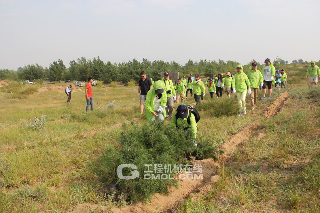日立建机公益林新十年计划启动及志愿者植树活动