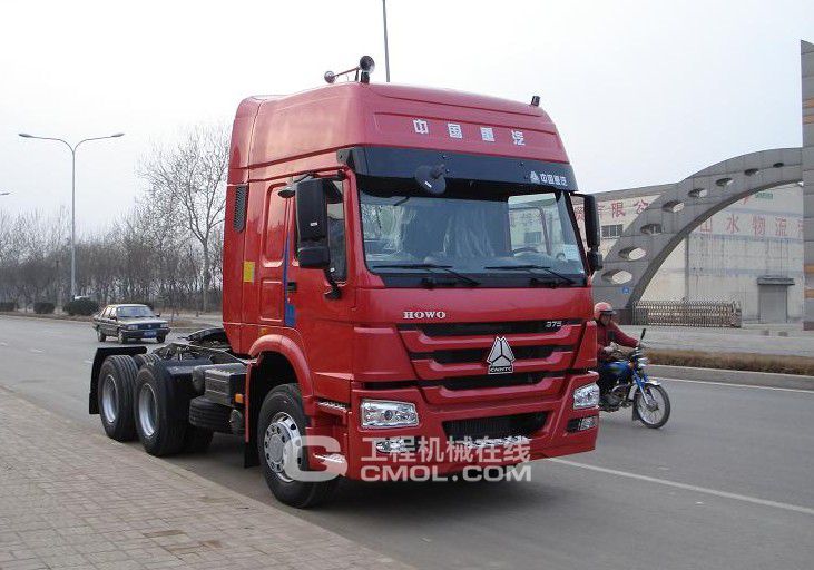 中国重汽HOWOZZ4257N3247C1/S1VA-3牵引车