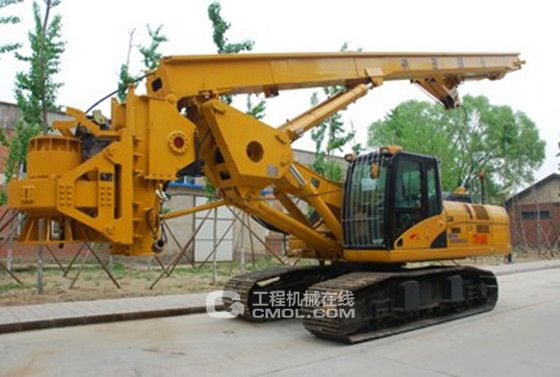 中国南车旋挖钻机TR180D