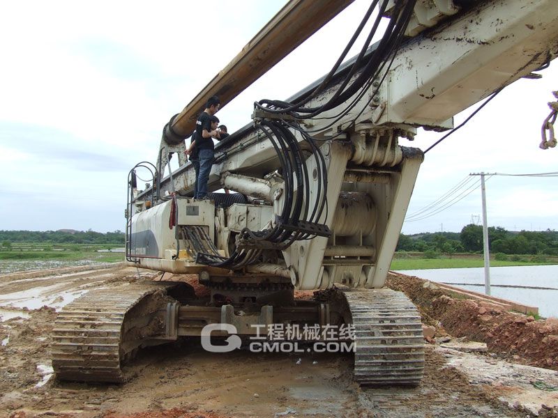 中联重科ZR160B旋挖钻机