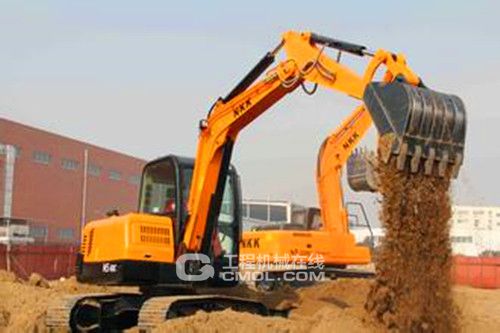 京城长野NS60C小型挖掘机